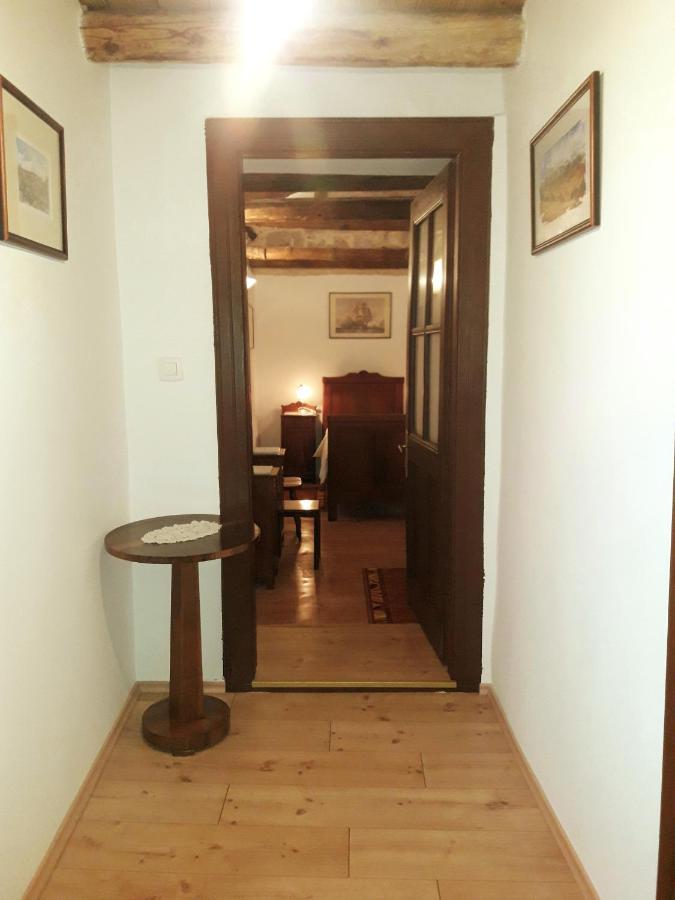 Villa Casa Istriana Nona Pina Kaštelir Exterior foto