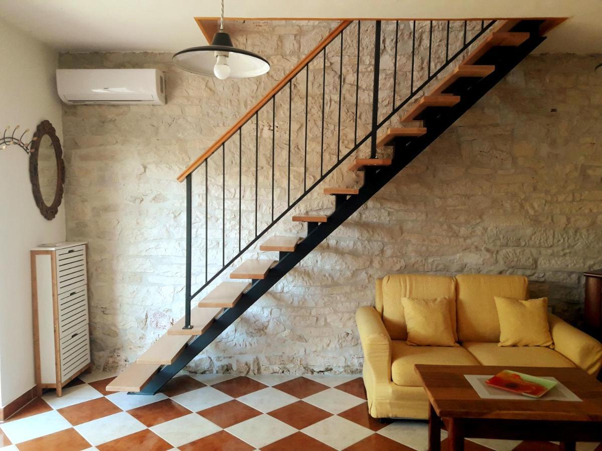 Villa Casa Istriana Nona Pina Kaštelir Exterior foto