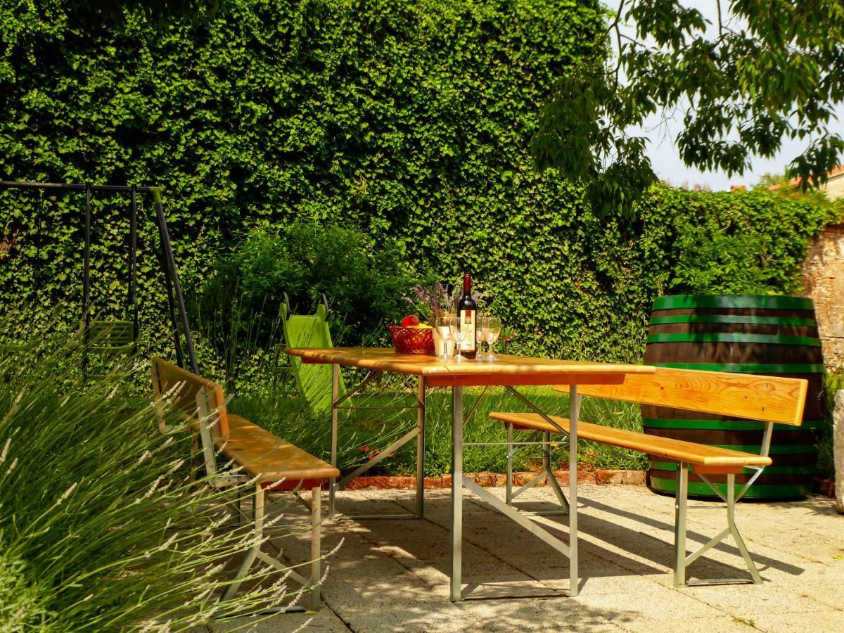 Villa Casa Istriana Nona Pina Kaštelir Exterior foto