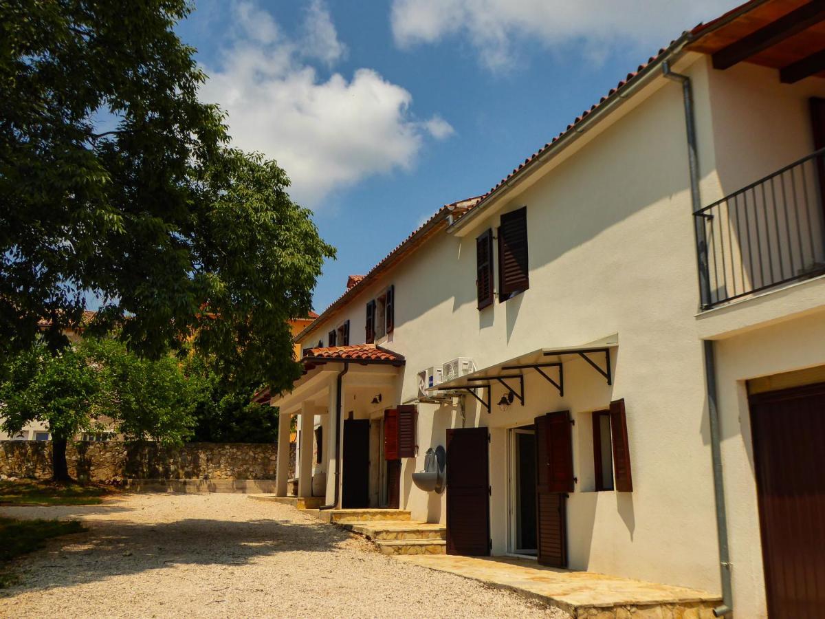 Villa Casa Istriana Nona Pina Kaštelir Exterior foto
